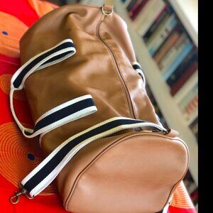 Classy Weekender Duffel Bag w/Detachable Shoulder Strap